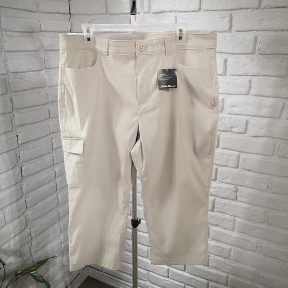 NWT Eddie Bauer Stretch Ladies Size 14 Beige UPF50 Sun Protection Capri Pants - Picture 1 of 14